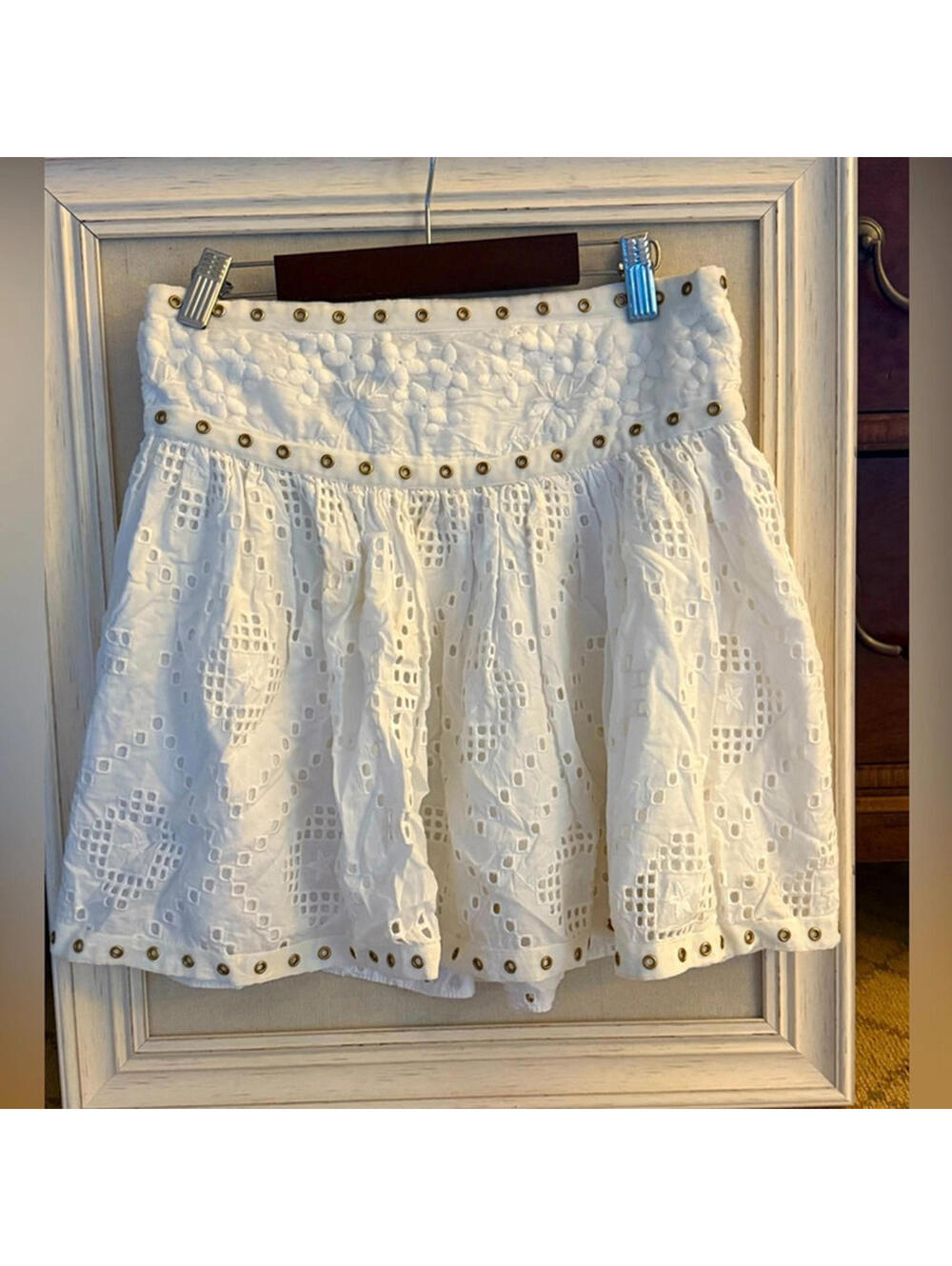 Le Portissol Mini Skirt in White Cotton Cutwork Lace Size 2 (M) Place Nationale